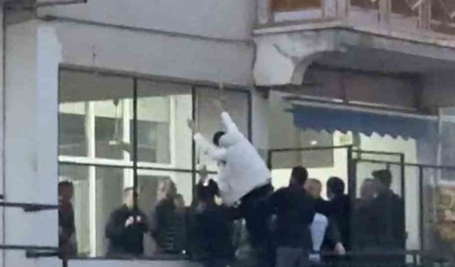 Bursa'da tekmeli sopalı kavga