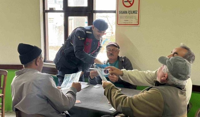 Çanakkale'de jandarmadan köylerde dolandırıcılık ve hırsızlığa karşı bilgilendirme çalışması