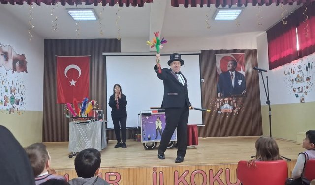 Çıldırlı çocuklara siharbaz sürprizi