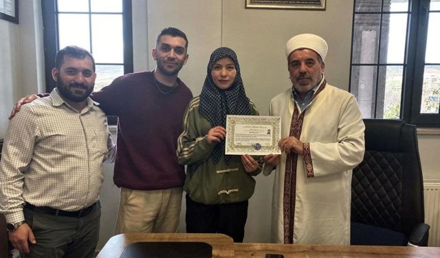 Çinli kadın Müslüman oldu