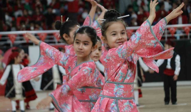 Cizre'de 23 Nisan kutlamaları