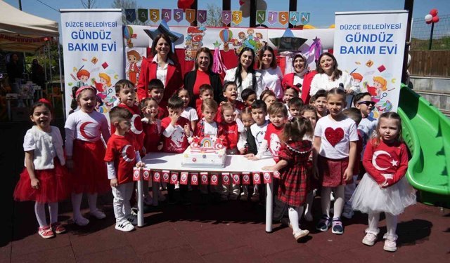 Çocuklar Gündüz Bakımevinde 23 Nisan büyük bir coşku ile kutladı