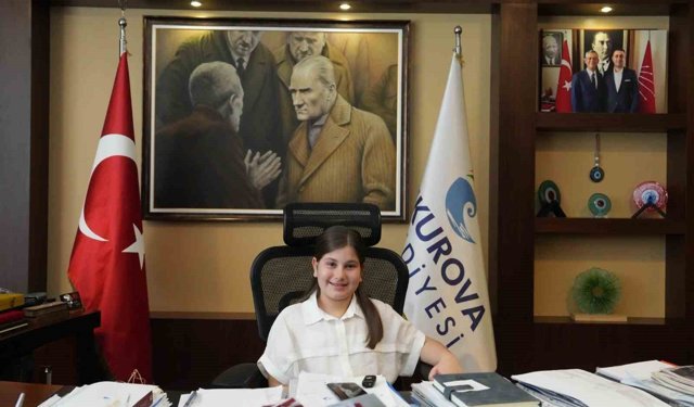 Çukurova Belediye Başkanı Kozay, makam koltuğunu çocuklara devretti