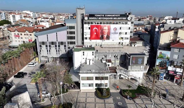 Denizli'de emekli destekleri hesaplara yattı