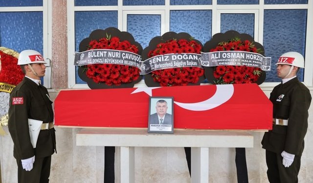 Denizlili Kıbrıs gazisi son yolculuğuna uğurlandı