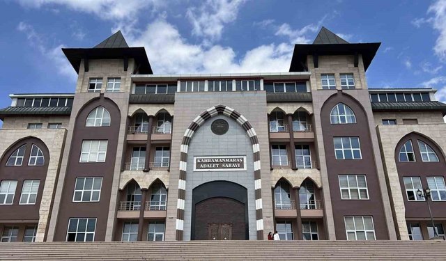 Depremde 45 kişinin öldüğü Said Bey Sitesi davası ertelendi