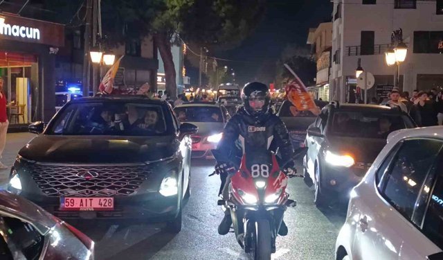 Dev derbide Galatasaray galip geldi, Tekirdağ'da taraftarlar sokaklara döküldü