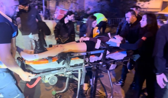 Edirne'de devrilen motosikletteki genç kız yaralandı