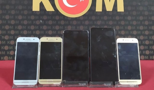 Ehliyet sınavında usulsüzlük yapan 4 şüpheli yakalandı