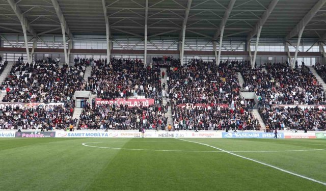 Elazığspor, şehirde bayrak seferberliği başlattı