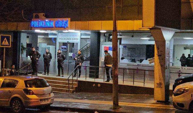 Esenyurt'ta hamile kadın doğum esnasında hayatını kaybetti, yakınları hastaneyi bastı