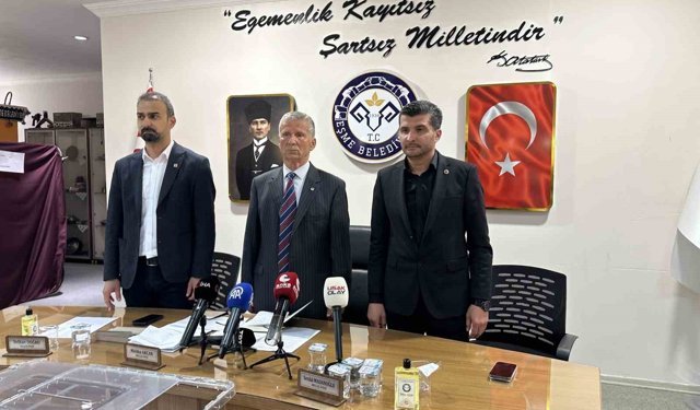 Eşme Belediye Başkan Vekilliğine Zeki Işık seçildi