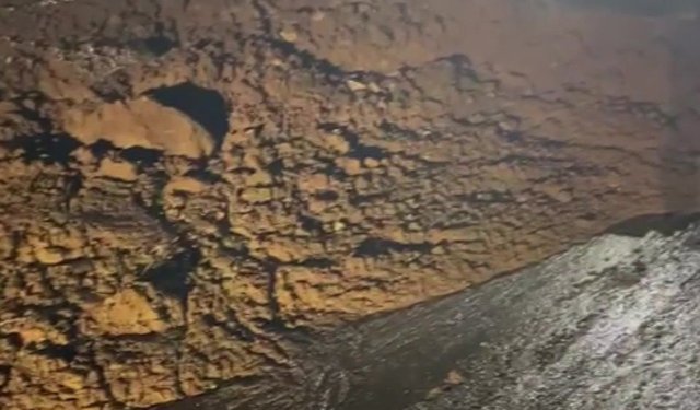 Gercüş'te heyelan: Kapanan köy yolları ekiplerin yoğun mesaisiyle açıldı