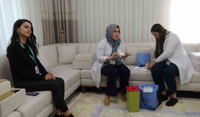 Gercüş'te sağlık ekiplerinden köy köy 'aşı' seferberliği