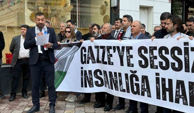 Iğdır'da cuma namazı sonrası Filistin'e destek açıklaması