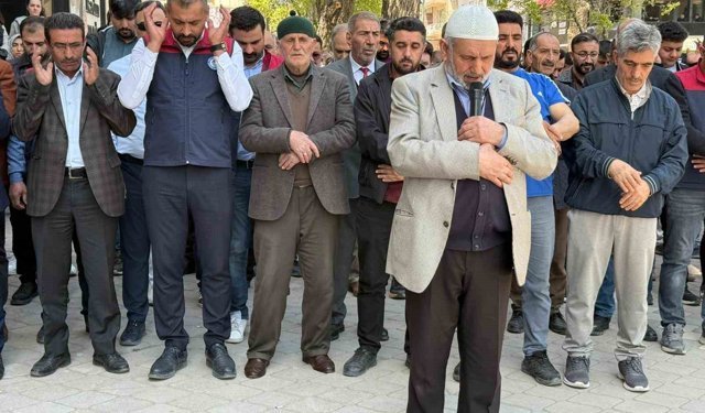 Iğdır'da Kahramanmaraş ve Şanlıurfa'daki saldırılar için gıyabi cenaze namazı