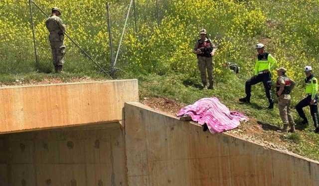 İki gündür kayıp olan çocuk menfezde ölü bulundu