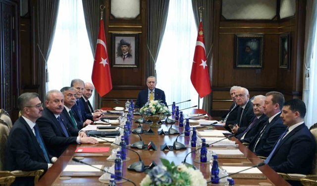 İletişim Başkanı Duran'dan YİK Toplantısı'na ilişkin açıklama