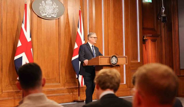 İngiltere Başbakanı Starmer: 'Orta Doğu'da seyrüsefer özgürlüğü İngiltere'nin ulusal çıkarıdır'