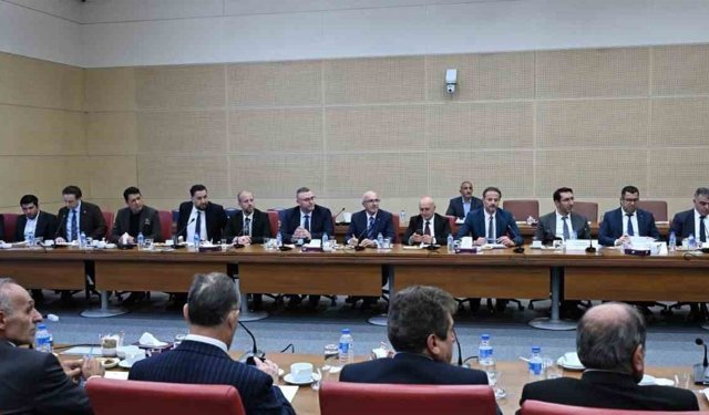 İnşaat sektörünün geleceği Ankara'da masaya yatırıldı