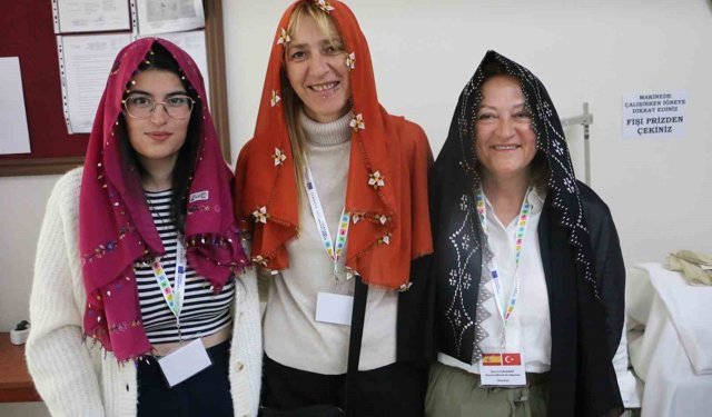 İspanyol turistler AB Projesi kapsamında Diyarbakır'a geldi