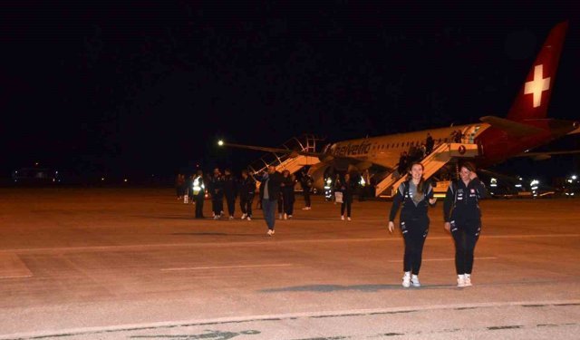 İsviçre Kadın Milli Futbol Takımı Sinop'ta