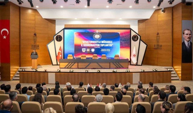 İzmir'de uyuşturucu raporu: Sentetik ecza yakalamaları yüzde 696 arttı