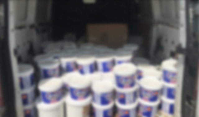 Jandarma yol kontrolünde süt denetimi yaptı