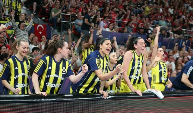 Kadınlar Euroleague'de 3. kez şampiyon Fenerbahçe