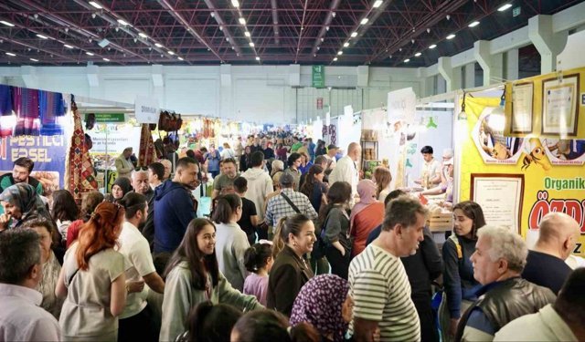 Kahramanmaraş, gastronomisi ve el sanatlarıyla Antalya'da göz doldurdu