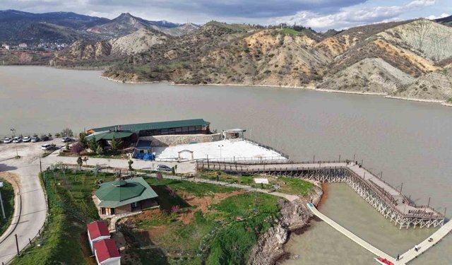 Kar ve yağmurlarla Uzunçayır Baraj Gölü'nün debisi yükseldi