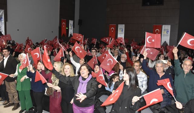 Karacabey'de kahramanlık türküleriyle duygu dolu gece