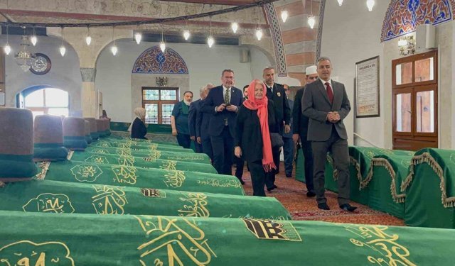 Karaman'dan Konya'ya Sevgi ve Barış Yürüyüşü düzenlendi