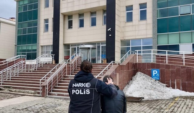 Kars'ta torbacılara operasyon: Uyuşturucu satıcısı tutuklandı