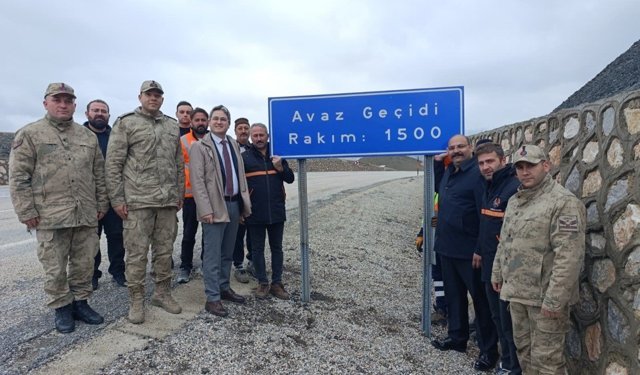 Kemaliye'de 'Çimento Geçidi'nin adı 'Avaz Geçidi' olarak değiştirildi