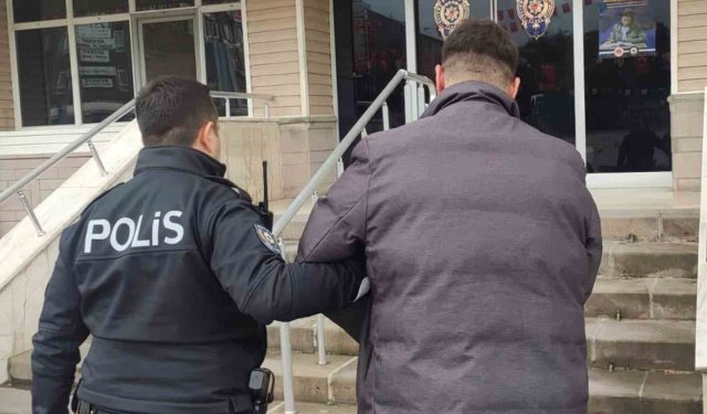 Kırıkkale'de aranan 2 hükümlü yakalandı