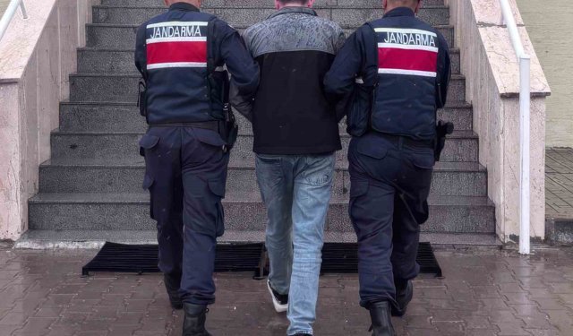 Kırıkkale'de dolandırıcılık suçundan aranan hükümlü yakalandı
