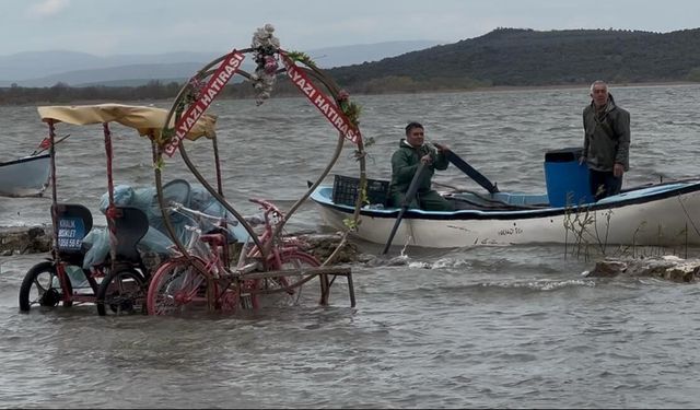 'Küçük Venedik' turizm sezonunu açtı ama yolları kapandı