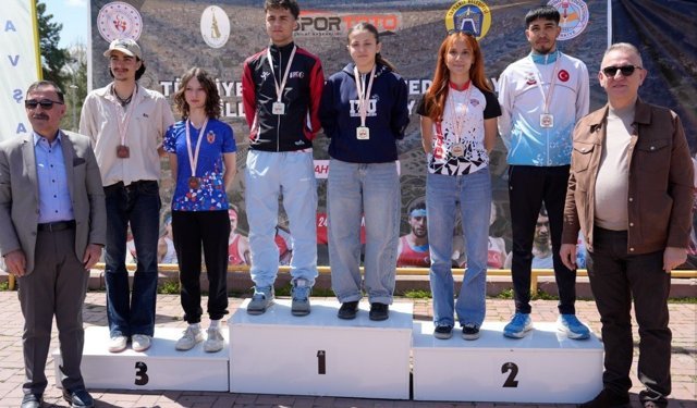 Kütahya'da Oryantiring milli takım seçmeleri tamamlandı