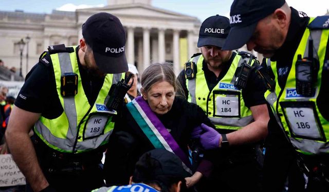 Londra'daki Filistin'e destek protestosunda gözaltı sayısı 523'e yükseldi
