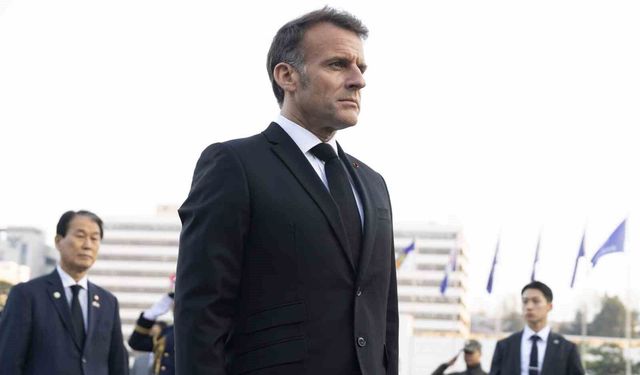 Macron: 'Hürmüz Boğazı'nın askeri operasyonla açılması fikri gerçekçi değil'