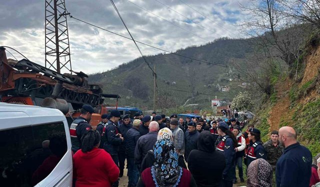 Mahkeme kararına rağmen yapılmak istenen sondaja köylüler müdahale etti