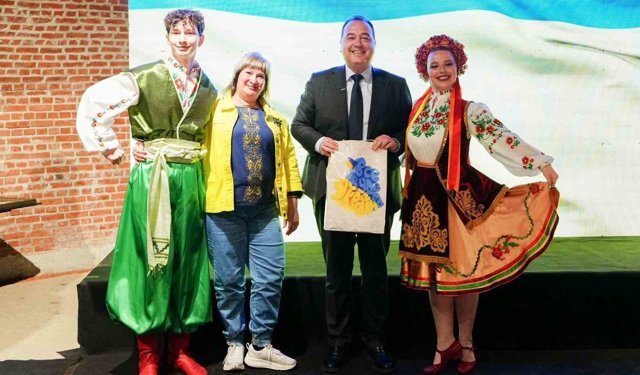 Mesir Festivali'nde dünya kültürleri Manisa'da buluştu