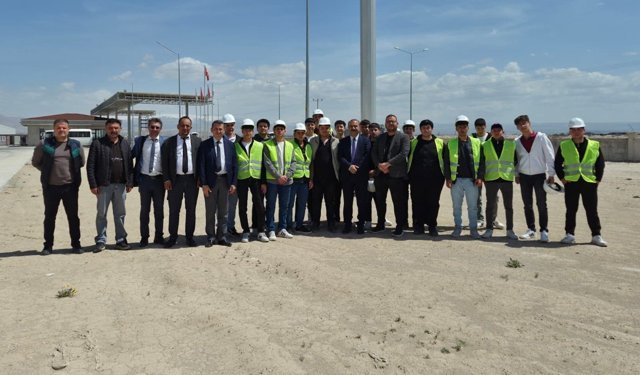 Meslek lisesi öğrencilerine teknik gezi desteği