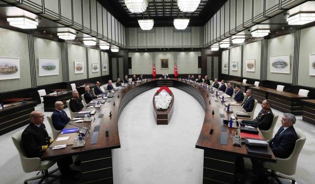 MGK Bildirisi: 'Terörün milletimizin gündeminden geri dönmemek üzere çıkarılacağı vurgulanmıştır'