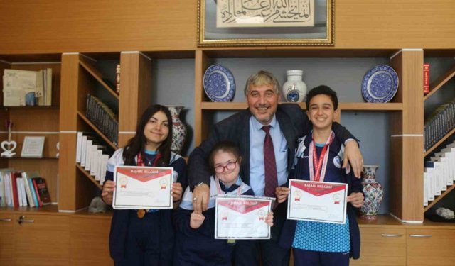 Müdür Yılmaz, şampiyon sporcuları tebrik etti