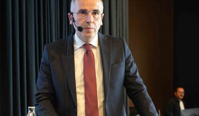 Perçin: 'Borç stokumuz 17 milyardan 6,7 milyara düştü'