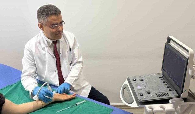 Prof. Dr. İrfan Koca: 'Hidrodiseksiyon ile ağrıya değil nedene müdahale ediyoruz'