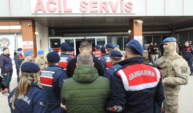 Rüşvet operasyonunda 13 şüpheli tutuklandı