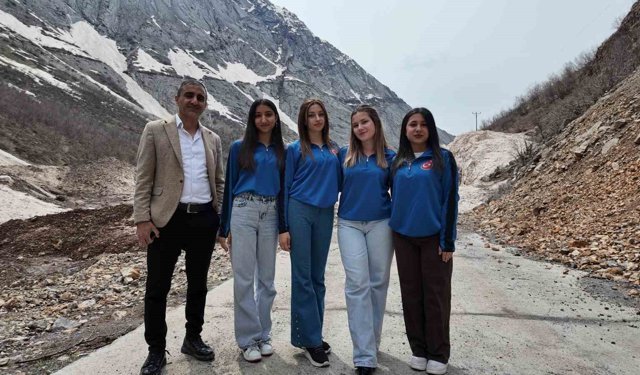 Şırnaklı köy çocuklarına anlamlı hediye